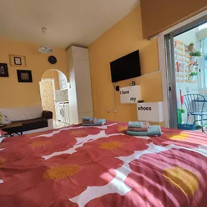 Elena Home- Fully Equipped Апартаменты Ларнака